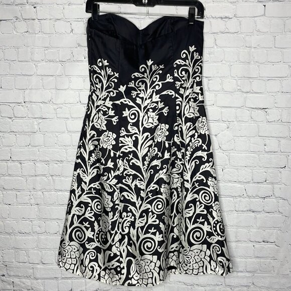 White House Black Market Black White Pure Silk Sweetheart Strapless Dress 6 - Picture 8 of 13